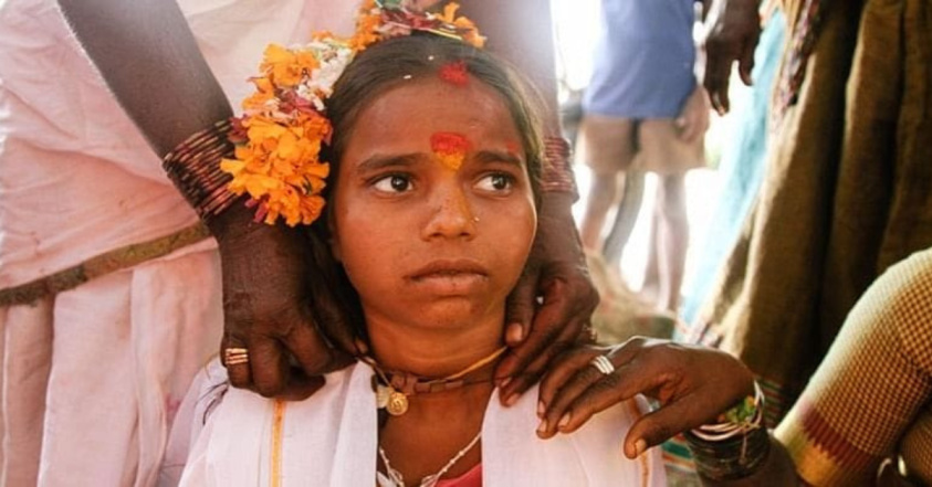 देवदासी प्रथा : धर्म और आस्था की आड़ में मासूम दलित-आदिवासी मासूम बच्चियों का शोषण बदस्तूर जारी, वेश्यावृत्ति को होती हैं मजबूर
